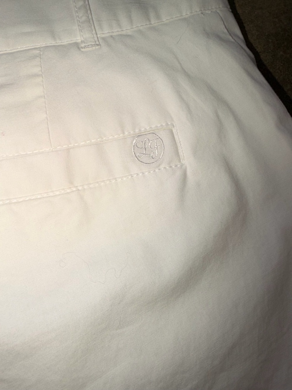 Lauren James Scalloped-Hem Chino Shorts - Size M - Picture 3 of 8